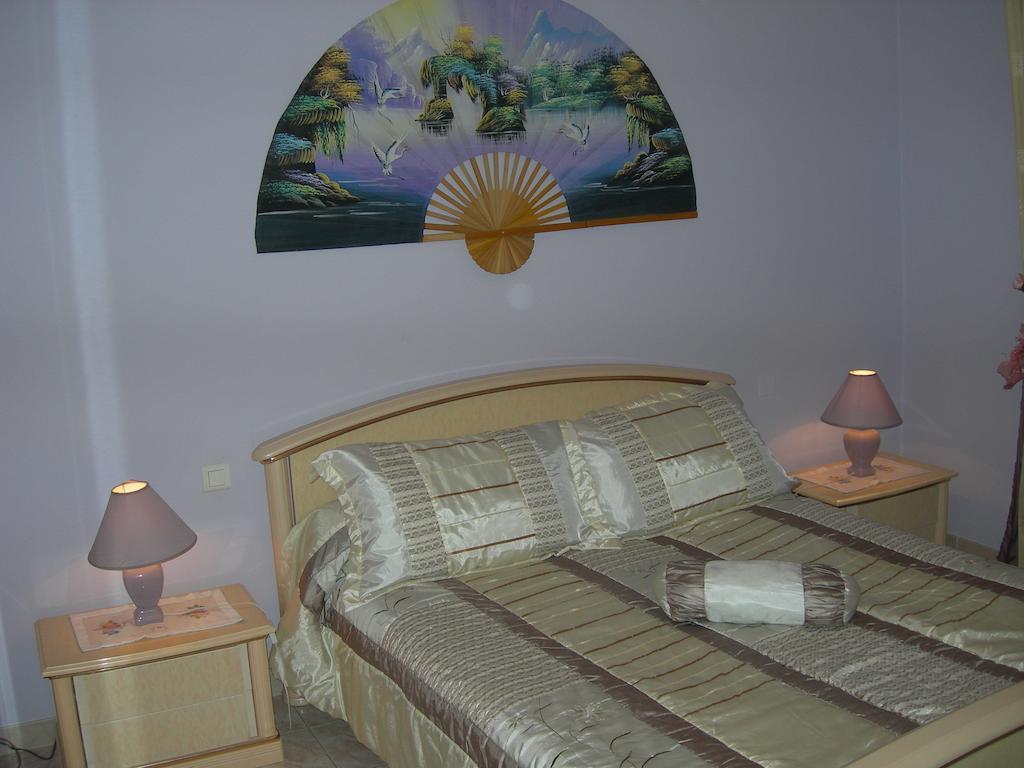 Gites Sassone, Vue Panoramique Sur Ajaccio Et La Mer Alata Room photo